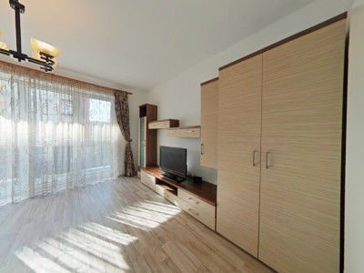 Inchiriere apartament 2 camere, decomandat în zona Avangarden, Brașov