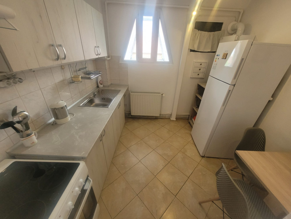 Apartament mobilat ,Bld.Stefan cel Mare si Sfant