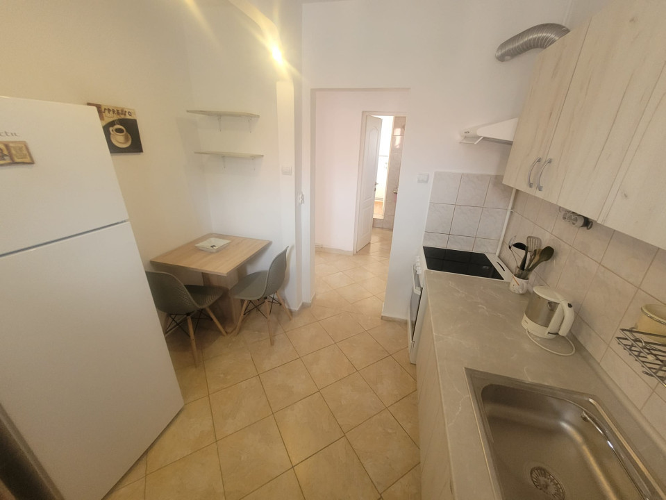 Apartament mobilat ,Bld.Stefan cel Mare si Sfant