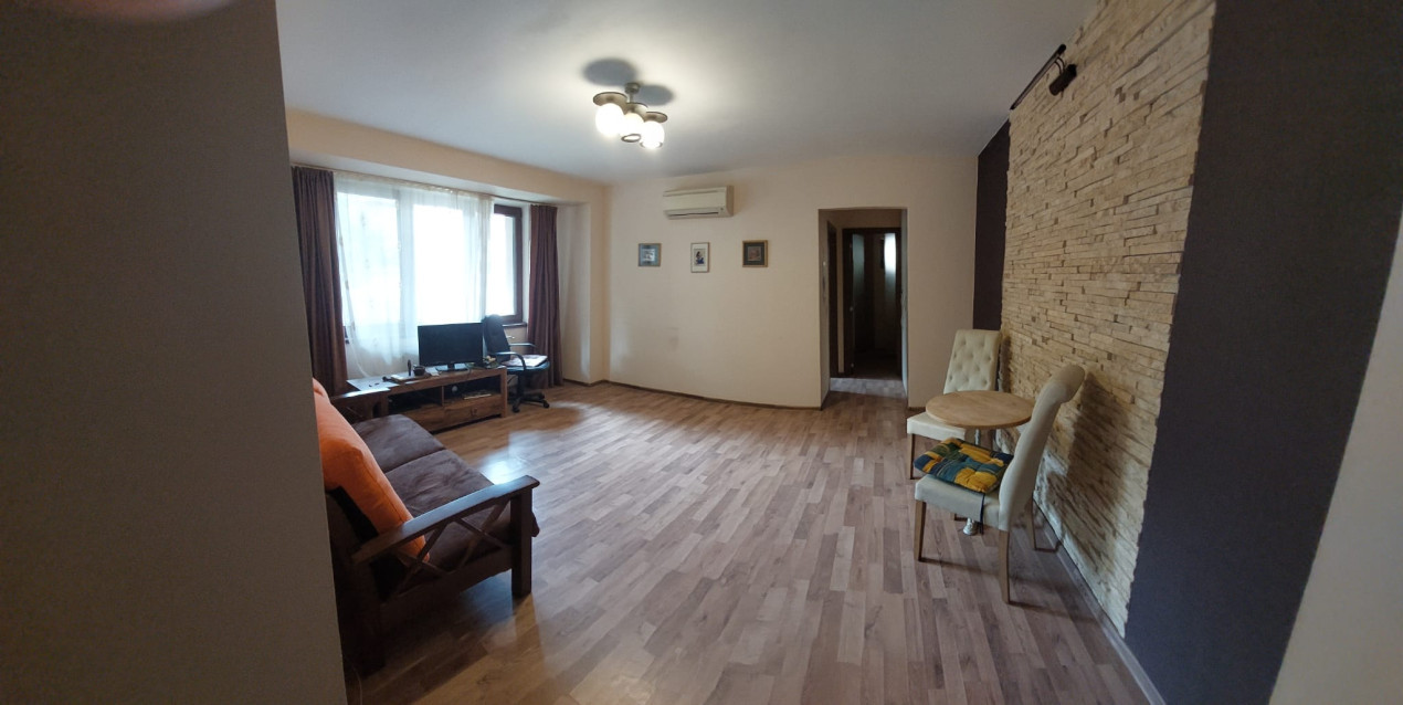 De Inchiriat Apartament 2 camere, Str. Corvinilor