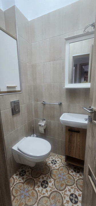 Apartament 3 camere de închiriat, S.U. 77,4 mp, loc de parcare