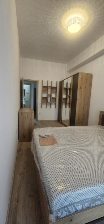 Apartament 3 camere de închiriat, S.U. 77,4 mp, loc de parcare