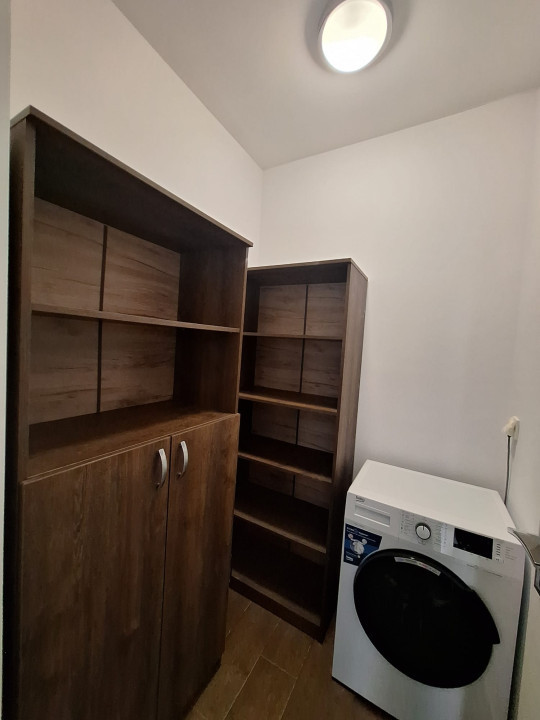 Apartament de închiriat - Balanta - 3 camere decomandate, etaj 1, bloc nou