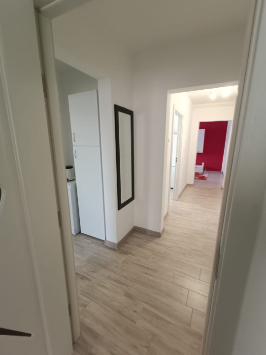 APARTAMENT DE INCHIRIAT CU 3 CAMERE