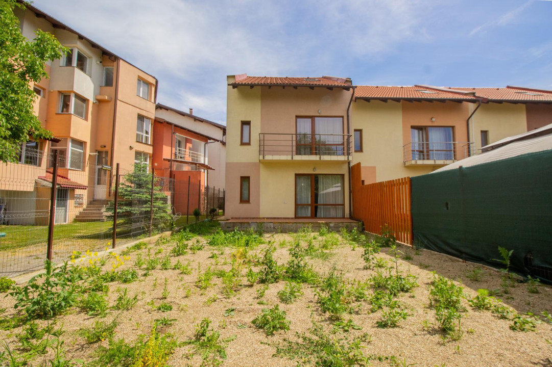 Casa compozitie avantajoasa ,5 camere zona Calea Feldioarei 