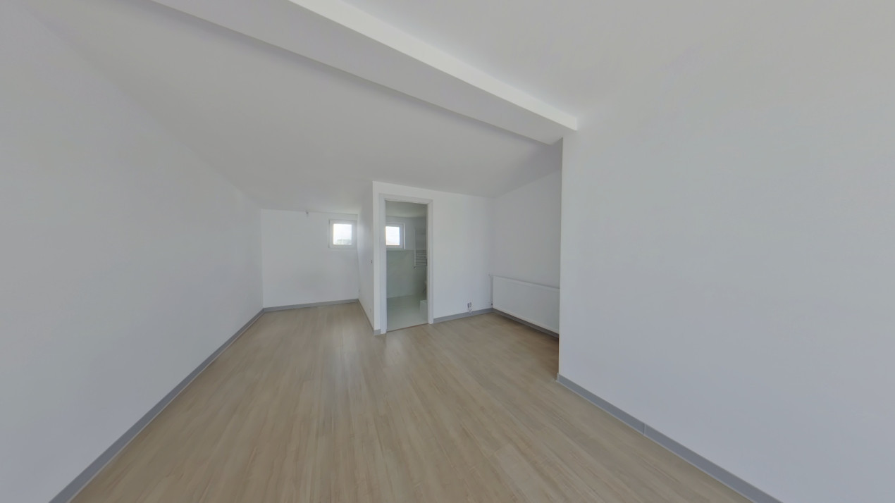 Apartament in casa insiruita, Sanpetru intrare, Drumul cu Plopi