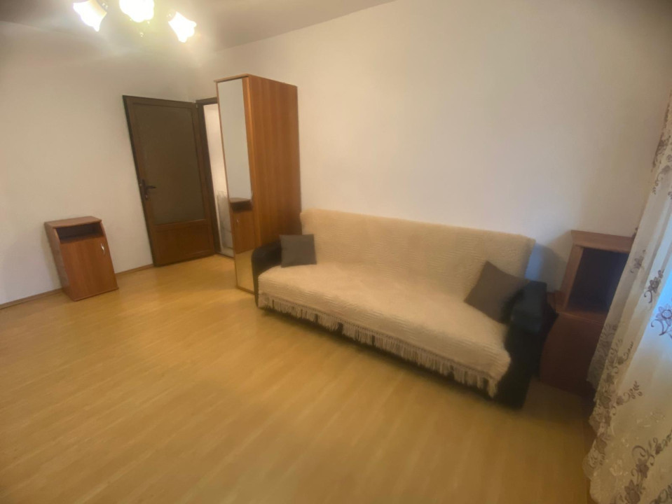 Apartament 2 camere de închiriat - Strada Șteflești 