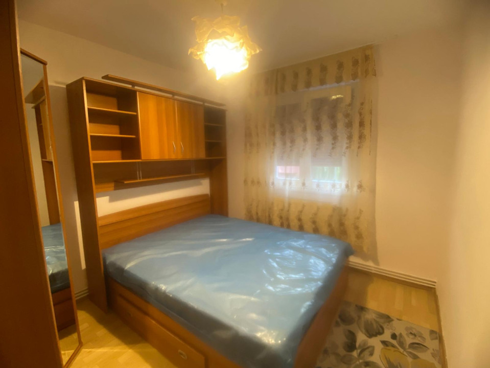 Apartament 2 camere de închiriat - Strada Șteflești 