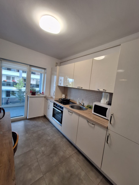 Apartament Modern cu 3 Camere, Incalzire in Pardoseala, 2 Locuri de Parcare 