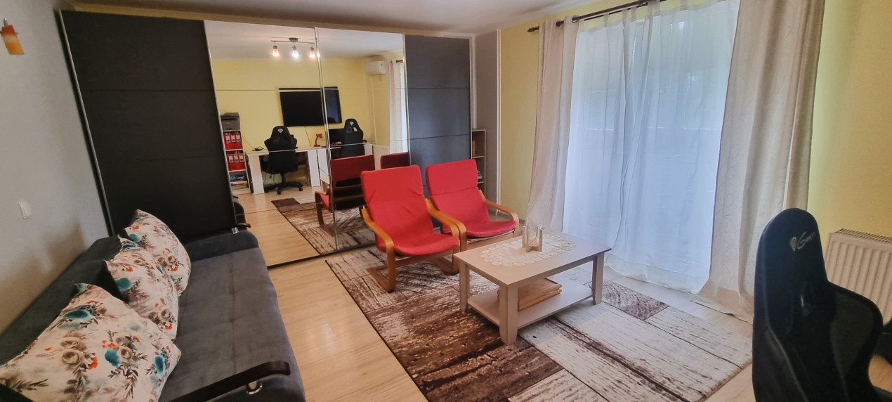 Apartament spațios cu o cameră pe Str. Frunzișului nr. 13