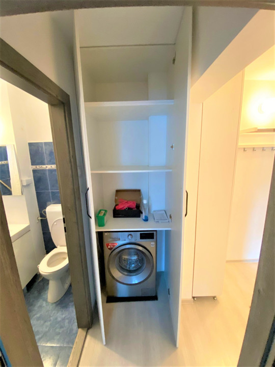 Apartament cu 2 Camere, renovat, Zona Judetean, etaj 4 din 8