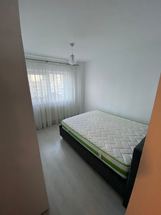 Apartament cu 2 Camere, renovat, Zona Judetean, etaj 4 din 8