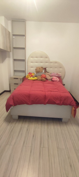 Apartament 3 camere, la casă, Terezian