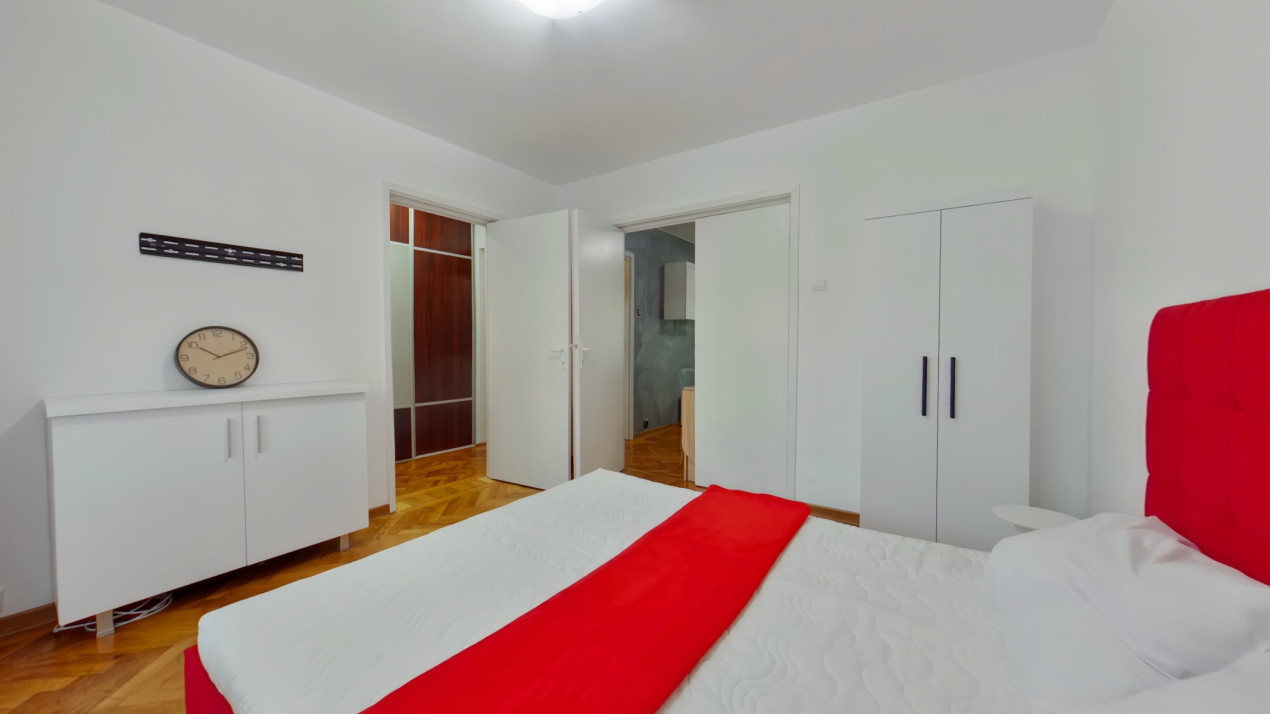 Închiriere apartament cu 2 camere, renovat si spatios- Strada Soarelui