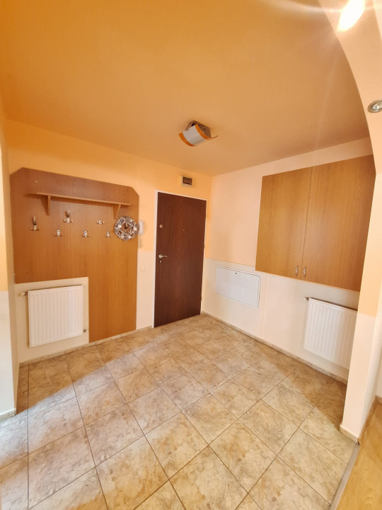 Apartament de Închiriat cu 2 Camere Semidecomandat – Aleea Streiu