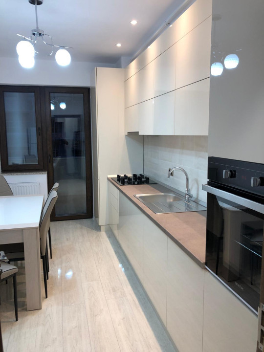 Apartament de inchiriat cu 2 camere, in Complex Isaran