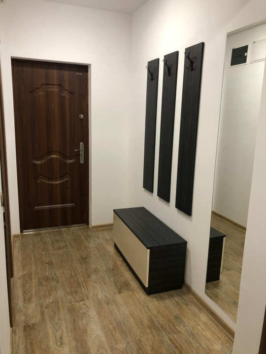 Apartament de inchiriat cu 2 camere, in Complex Isaran