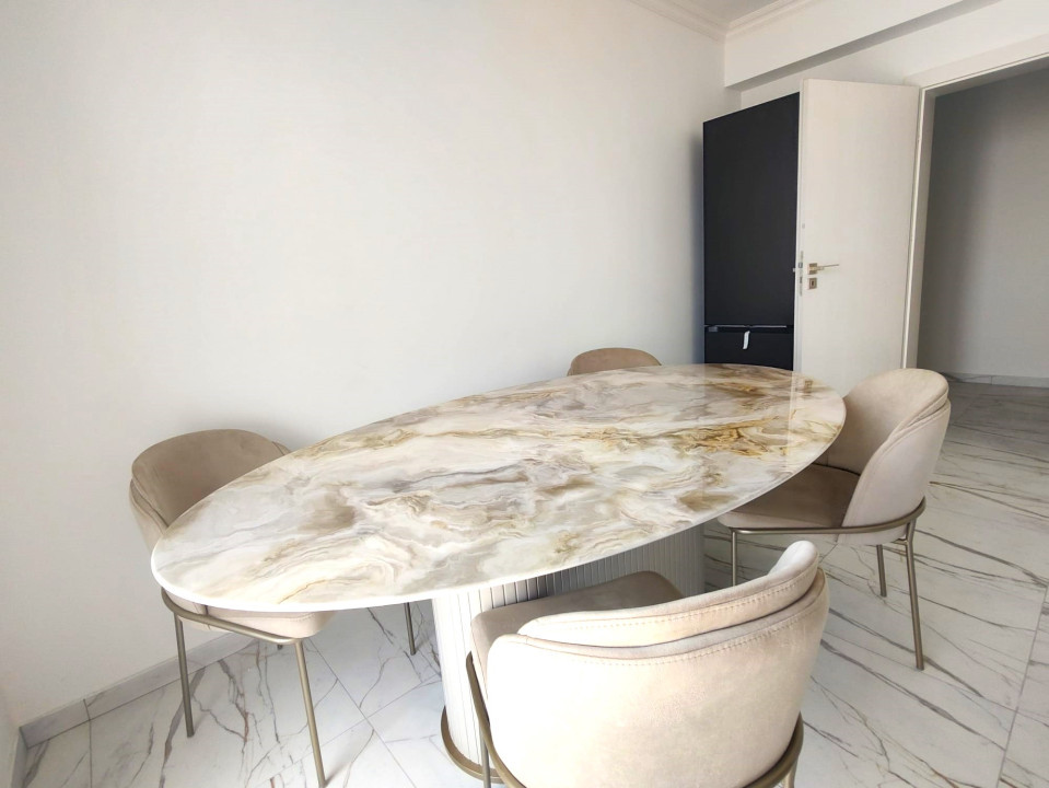 Apartament EXCLUSIVIST, 4 camere, 1 Mai, Ciuperca