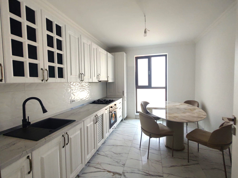 Apartament EXCLUSIVIST, 4 camere, 1 Mai, Ciuperca