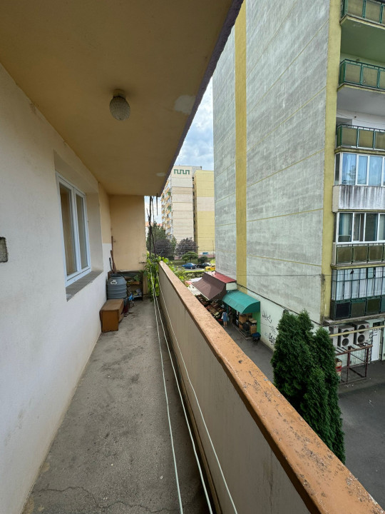 Apartament 2 camere de vânzare pe B-dul Mihai Viteazu - etaj 2