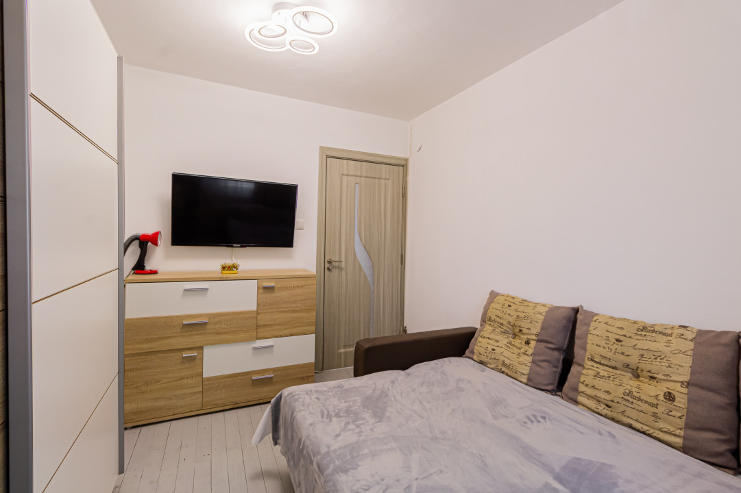 Apartament Elegant cu 3 Camere, Etaj 2/ 4 - Zona Florilor