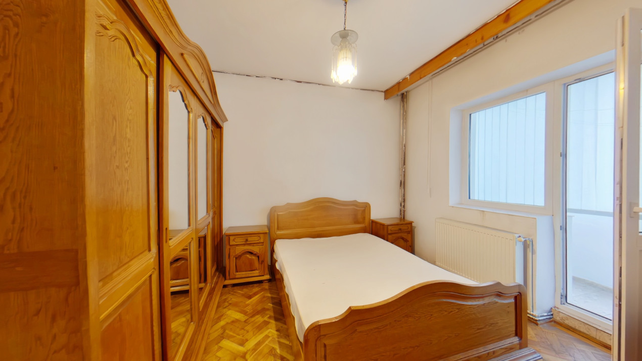 Vânzare apartament cu 2 camere, decomandat, zona Blumăna