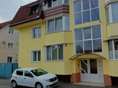 Apartament de inchiriat zona Bieltz