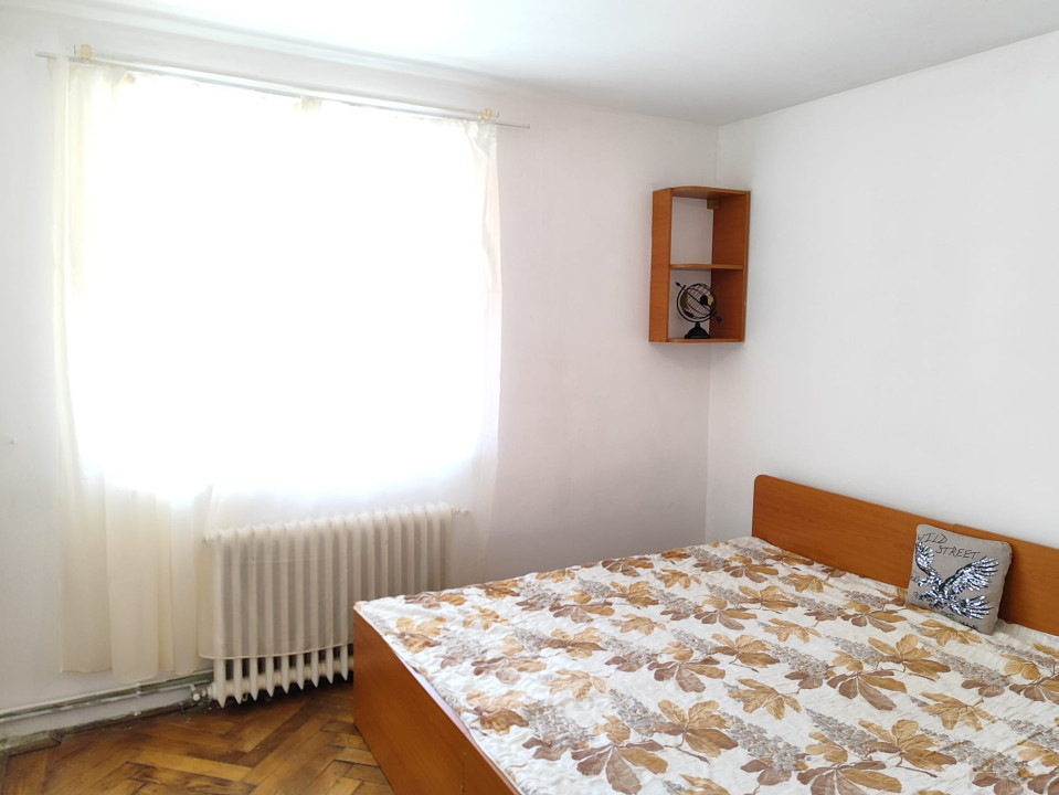 Apartament de vânzare 3 camere, Str. Stejarului, Cisnădie