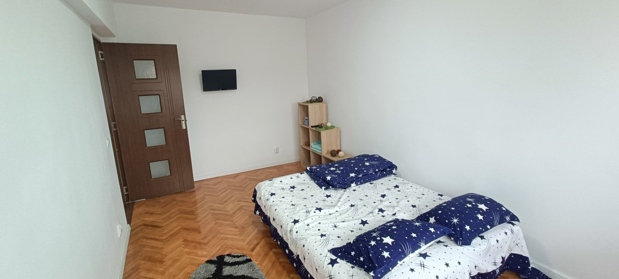 Apartament de vanzare cu 2 camere Str.Semaforului