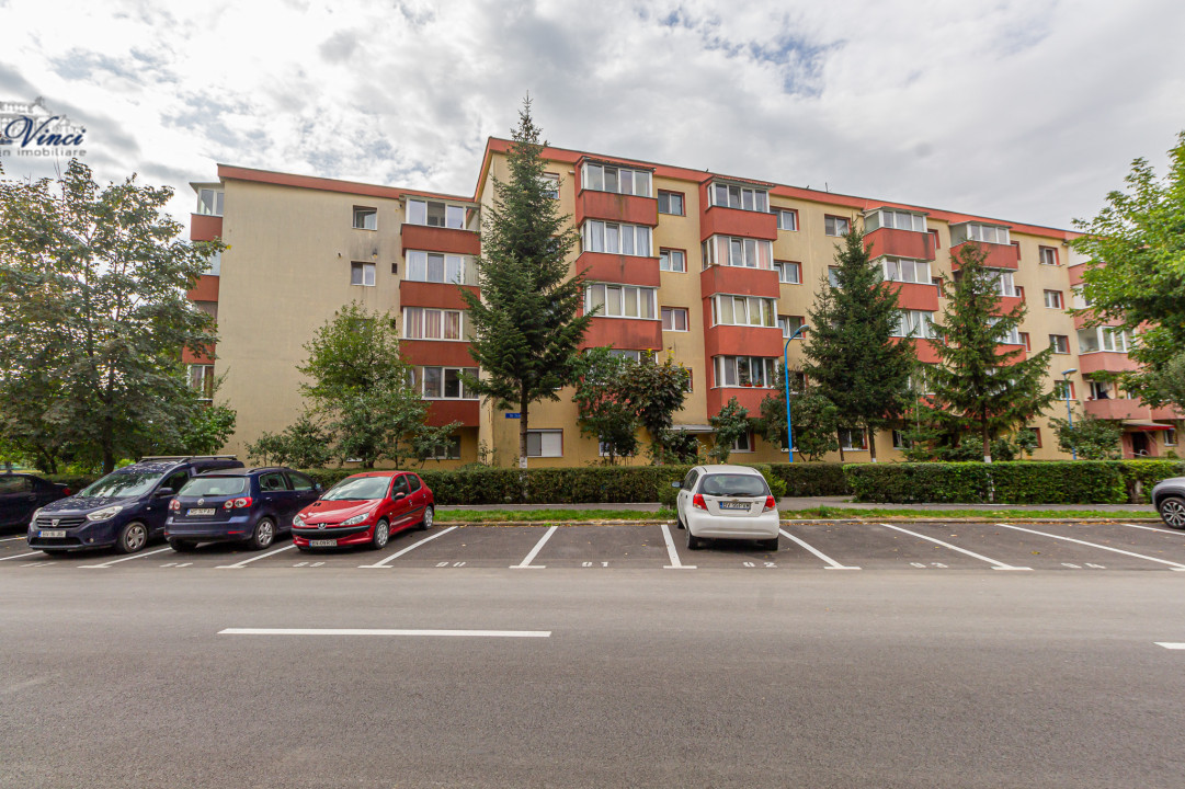 REZERVAT! Apartament  2 camere,decomandat , Comision 0%!  Cartier- Triaj, Brașov