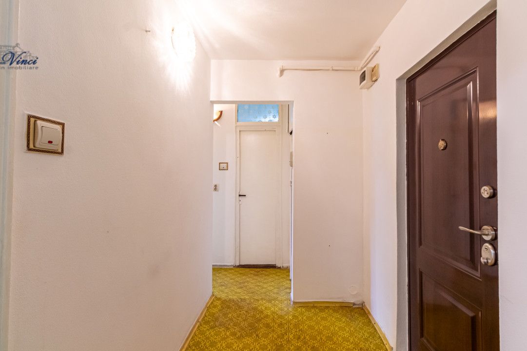 REZERVAT! Apartament  2 camere,decomandat , Comision 0%!  Cartier- Triaj, Brașov