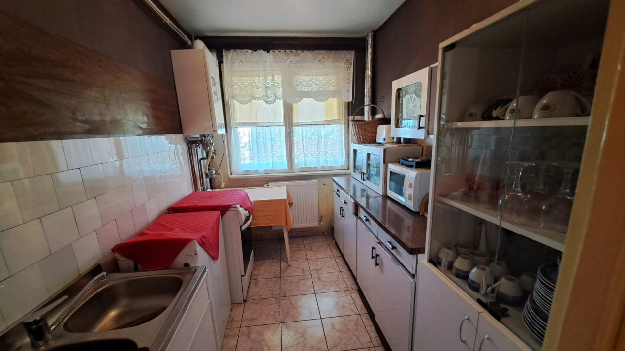 De vânzare apartament 2 camere, semidecomandat, Valea Roșie, Craiova