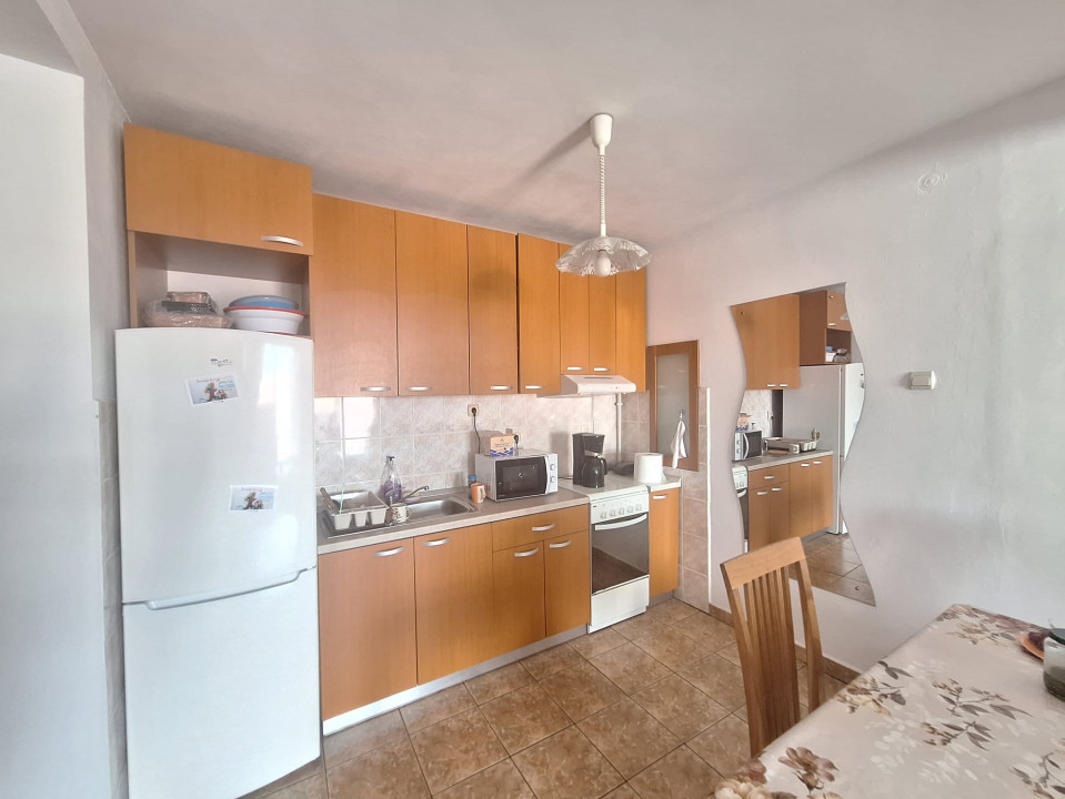 Apartament 3 camere de închiriat în Valea Aurie, Strada Tilișca – Etaj 1