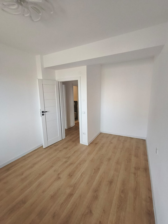 Apartament 3 camere - 2 bai - 2 balcoane 