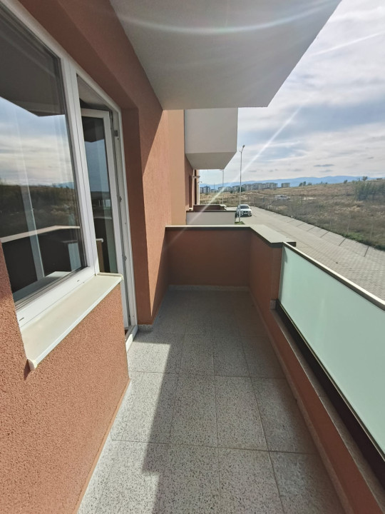 Apartament 2camere - decomandat - Calea Surii Mici