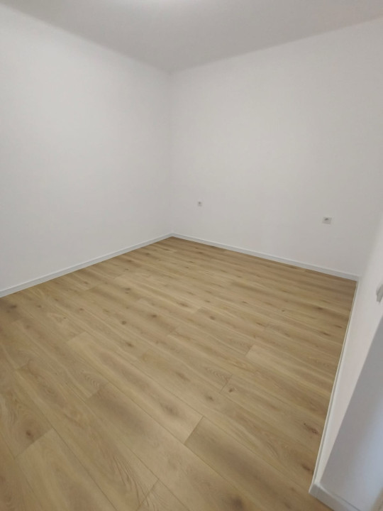 Apartament 2camere - decomandat - Calea Surii Mici