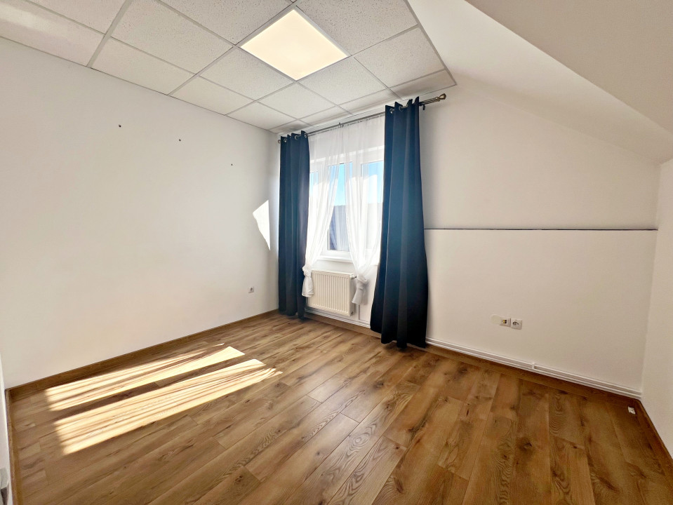 Închiriere Apartament la Casă - 4 camere zona Trei Stejari-Sibiu