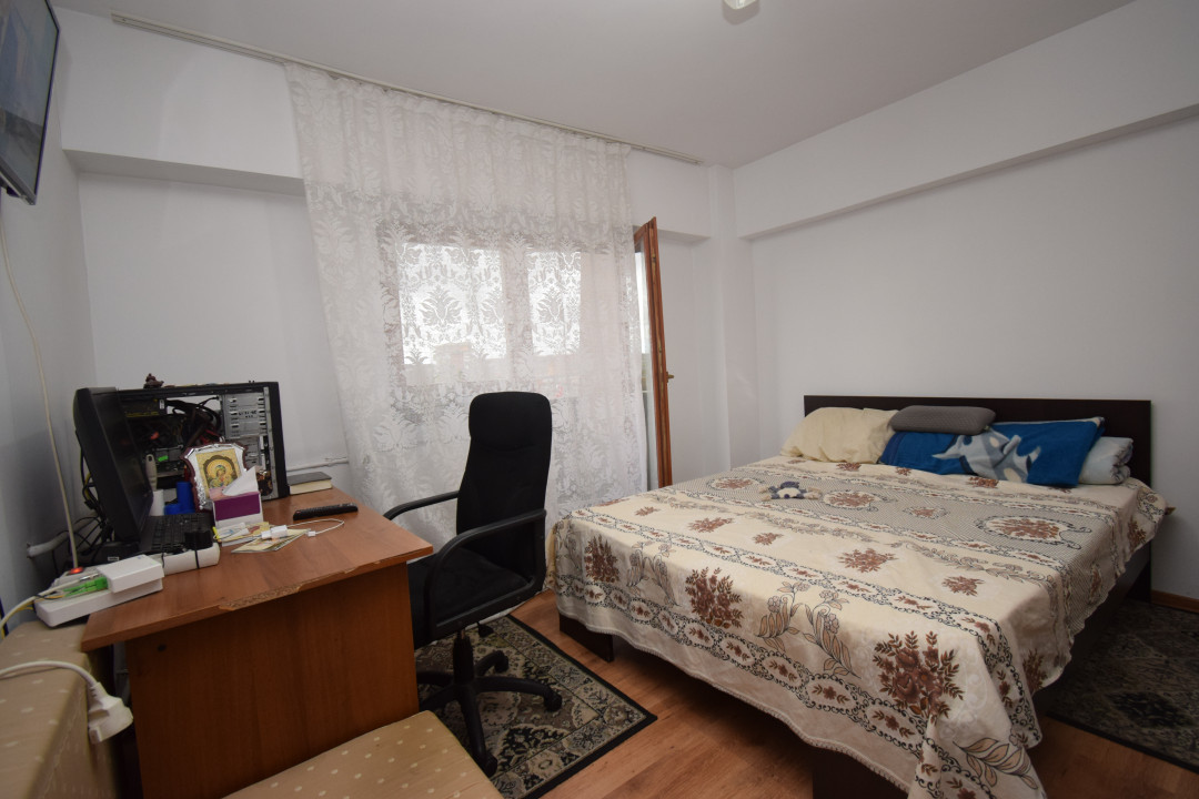 Apartament 4 camere 87.7 mp, Calea Bucuresti, priveliste panoramica