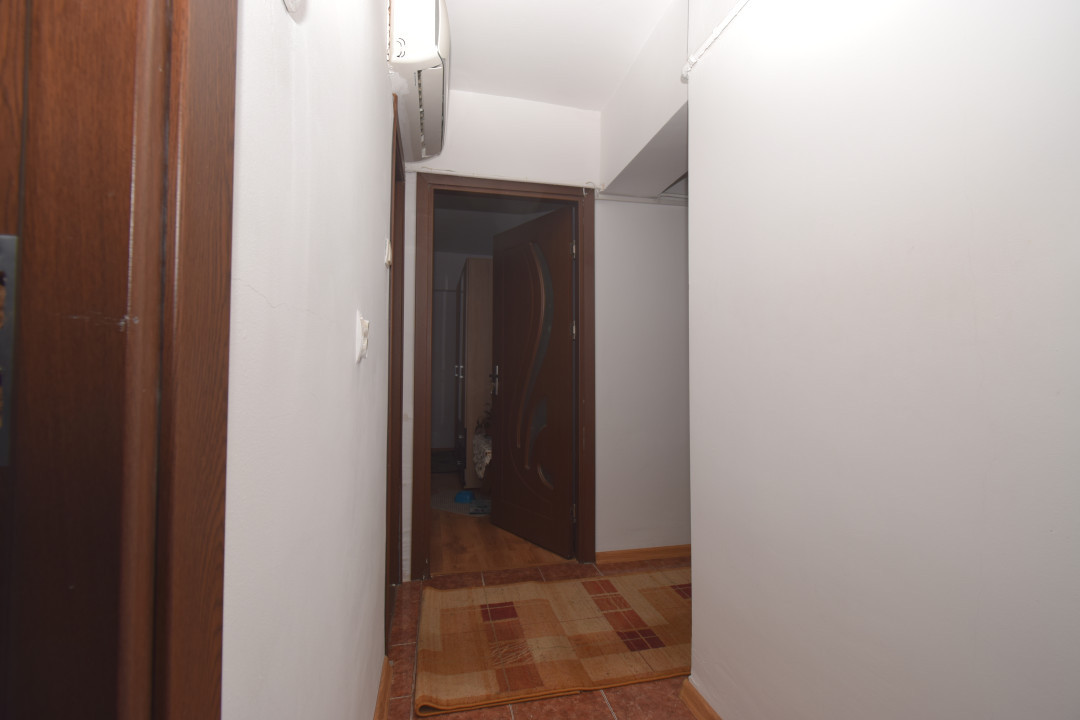 Apartament 4 camere 87.7 mp, Calea Bucuresti, priveliste panoramica