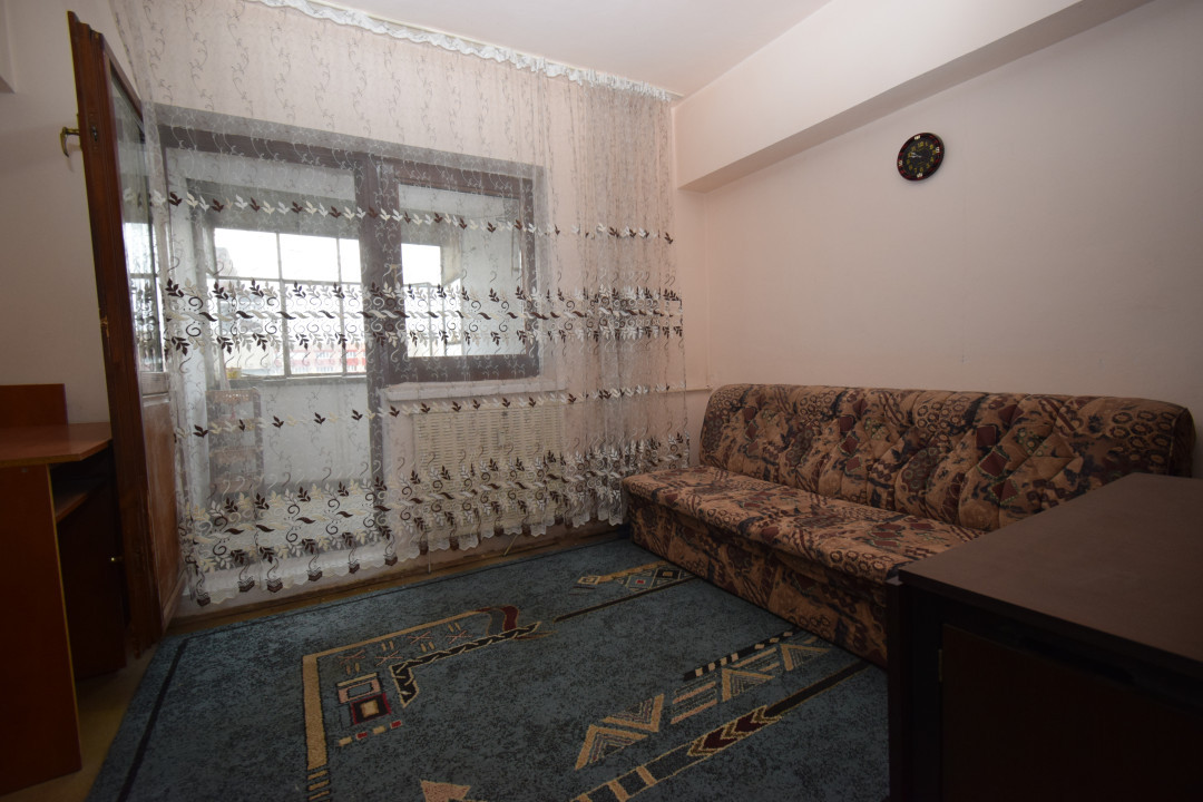 Apartament 4 camere 87.7 mp, Calea Bucuresti, priveliste panoramica