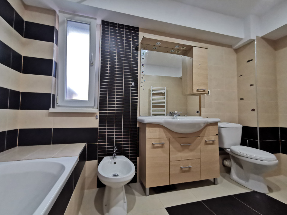 Apartament modern cu 3 camere de închiriat, lângă Parcul Belvedere, Sibiu 