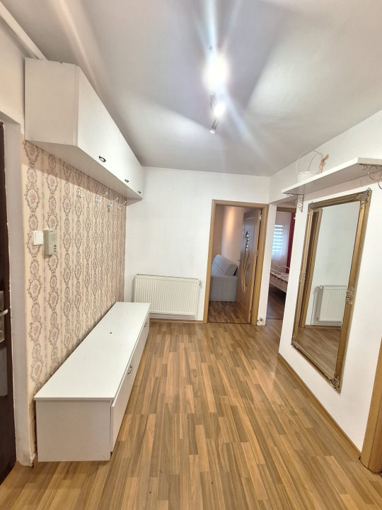 Apartament de Închiriat - 3 Camere, Cartierul Ștrand, Parter - 67 mp