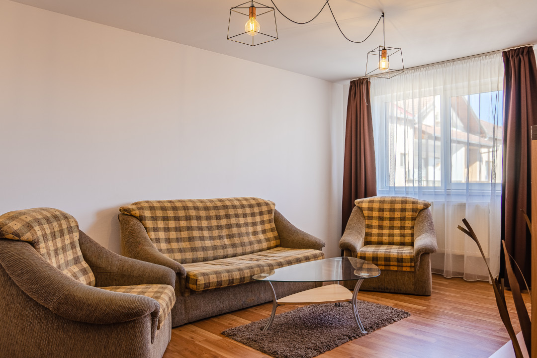 Apartament spatios, 3 camere, 2 băi, vedere către munți – Oportunitate Unică!