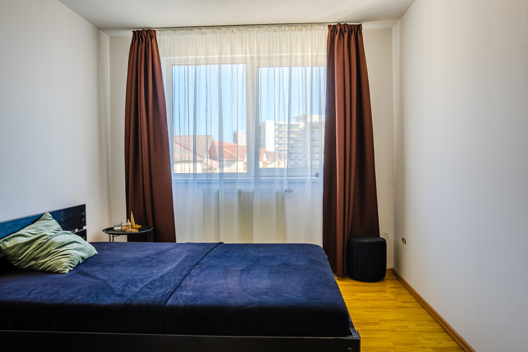 Apartament spatios, 3 camere, 2 băi, vedere către munți – Oportunitate Unică!