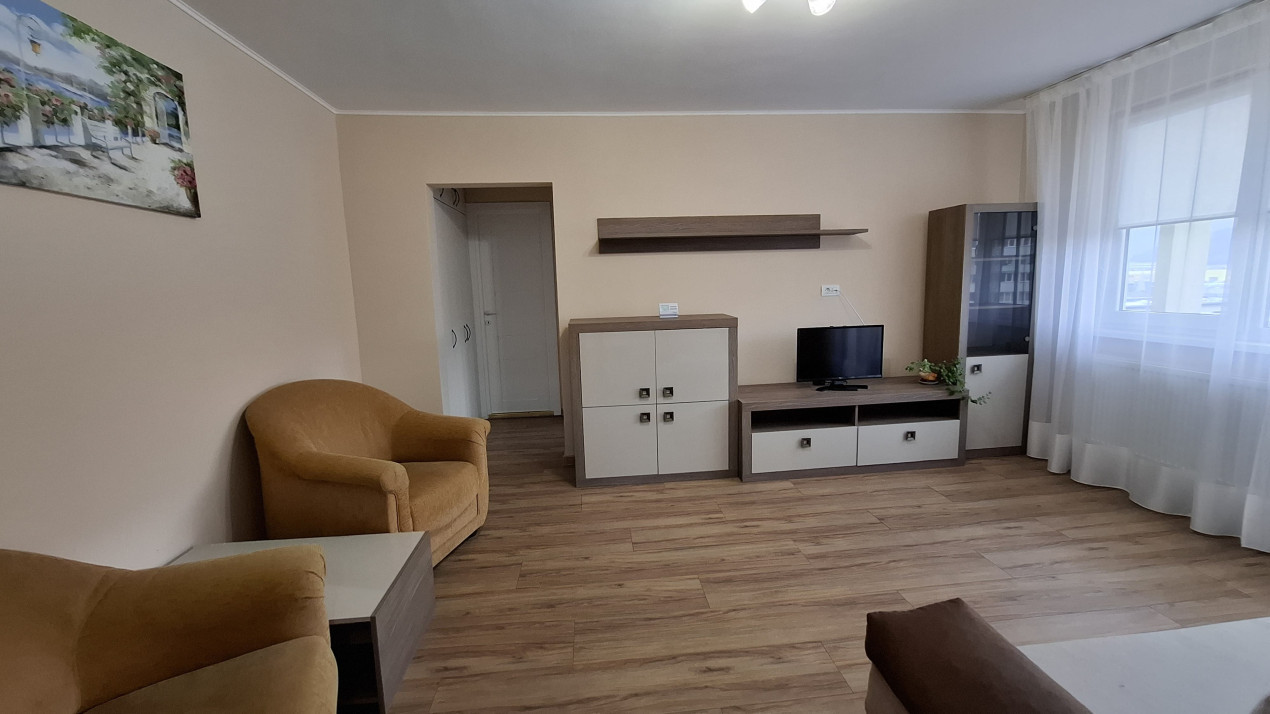 Apartament cu 2 camere, renovat, totul nou, Etaj intermediar