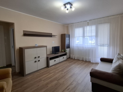 Apartament cu 2 camere, renovat, totul nou, Etaj intermediar