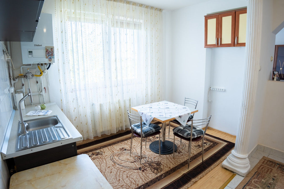 Apartament mai mult decât confortabil  Etaj 3, în Zonă Liniștită 