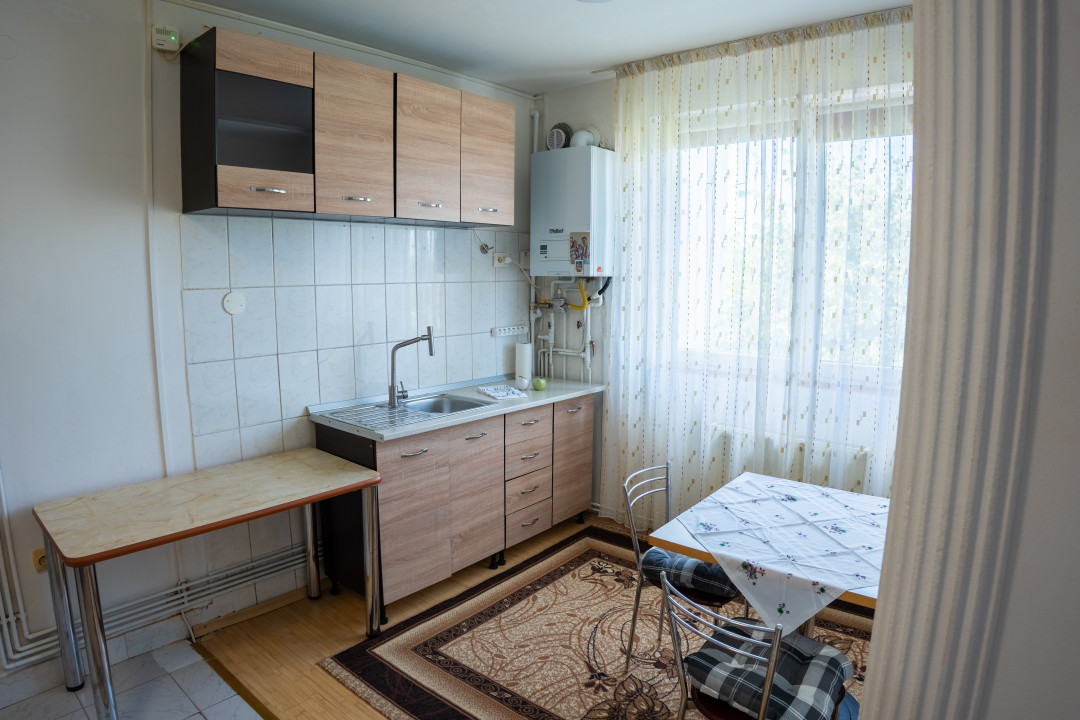 Apartament mai mult decât confortabil  Etaj 3, în Zonă Liniștită 