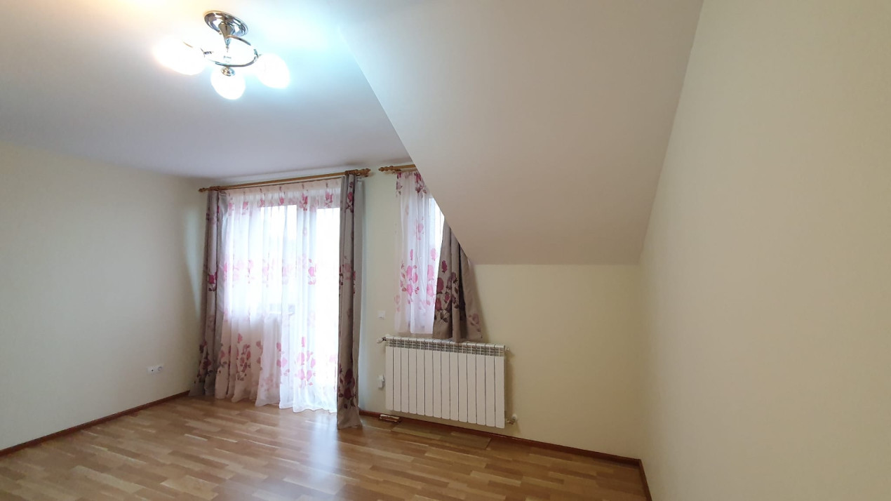 Casă tip duplex în Cisnădie - zona Izvorului