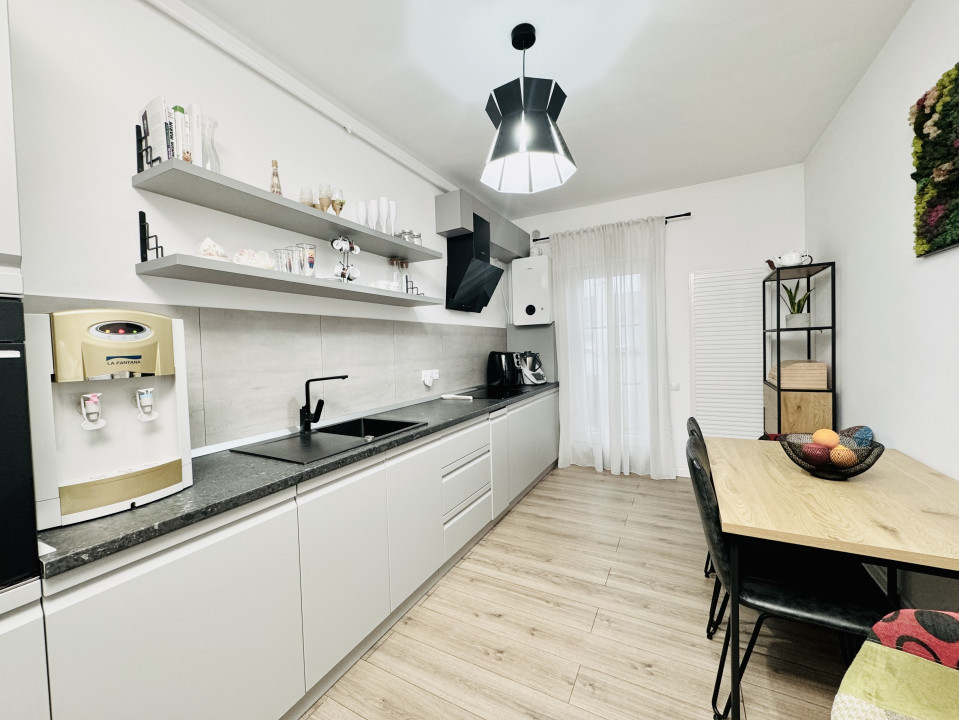 Penthouse modern cu 3 terase superbe si 3 locuri de parcare - Sibiu